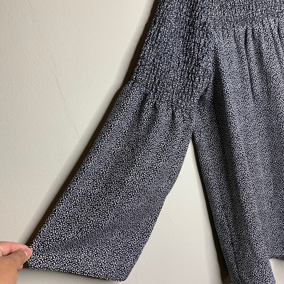 Michael Kors Long Sleeve - Picture 4 of 14